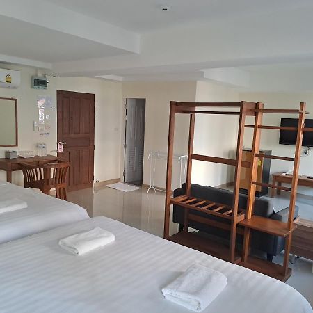 Canary House Rachawong คานารี่ เฮ้าส์ ราชวงศ์ Chiang Mai Exteriör bild