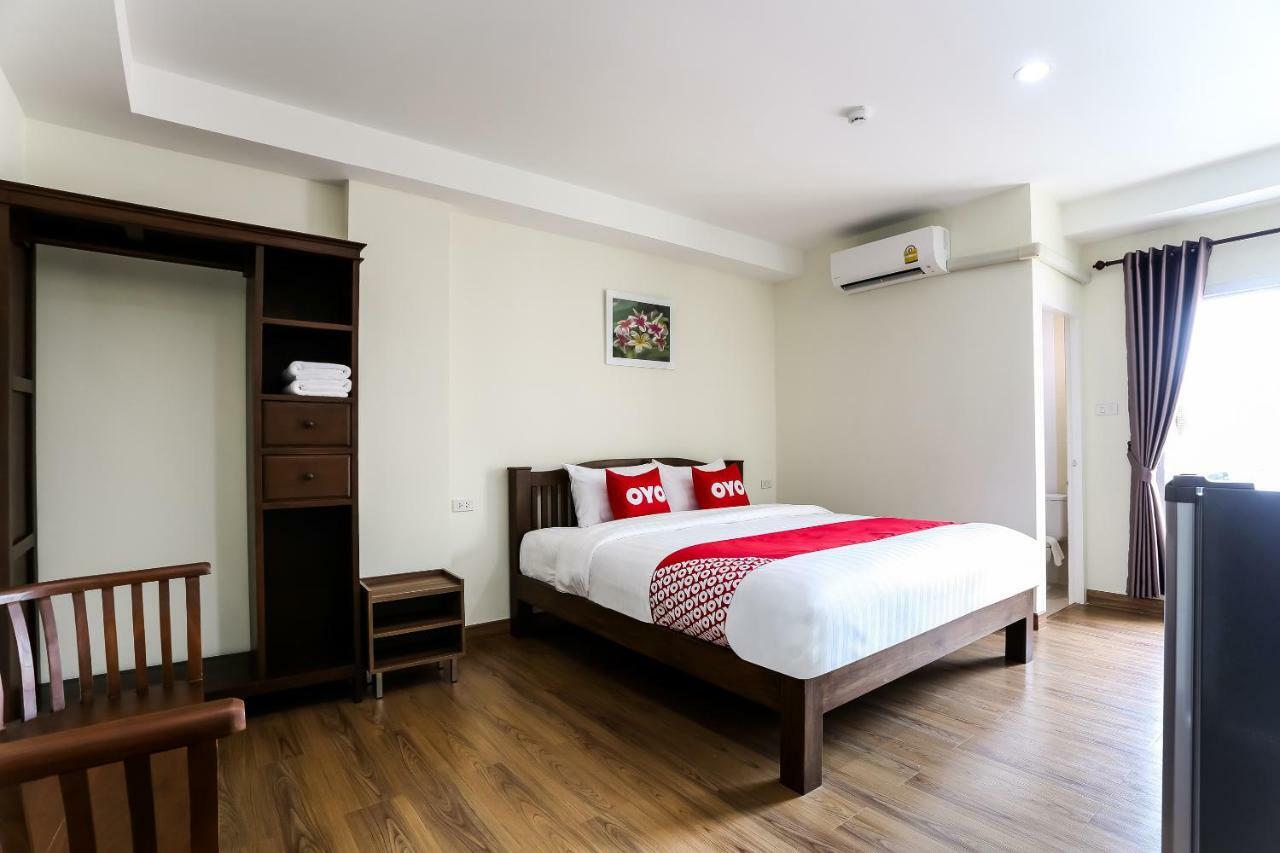 Canary House Rachawong คานารี่ เฮ้าส์ ราชวงศ์ Chiang Mai Exteriör bild