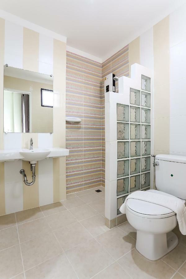 Canary House Rachawong คานารี่ เฮ้าส์ ราชวงศ์ Chiang Mai Exteriör bild