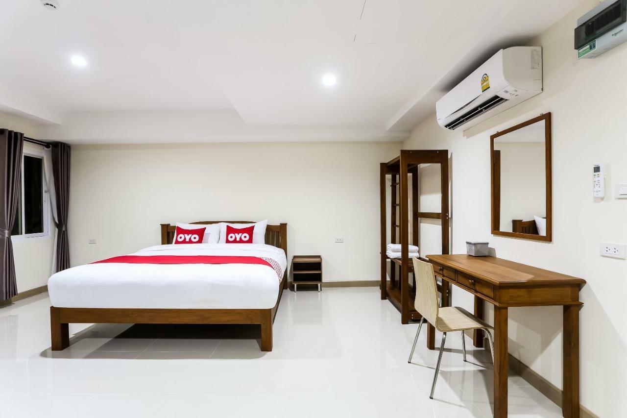 Canary House Rachawong คานารี่ เฮ้าส์ ราชวงศ์ Chiang Mai Exteriör bild
